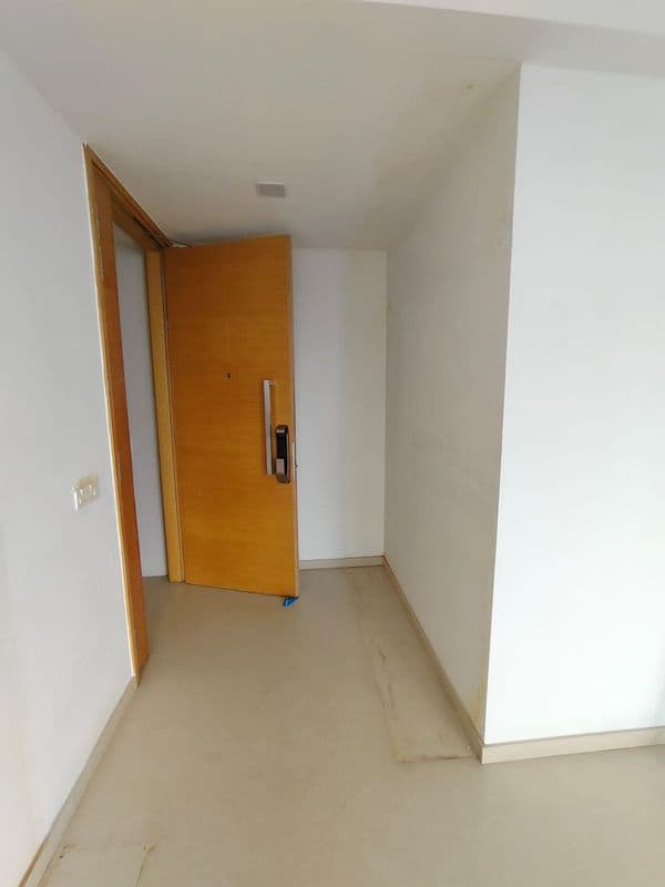Built-in Carpentry and Tile Removal for Residential Unit at Serangoon Avenue 3 - Image 4