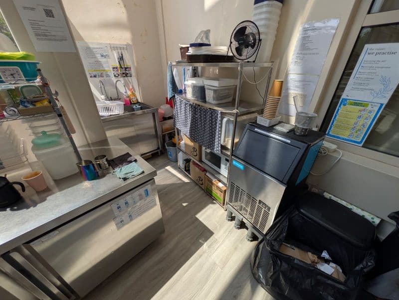F and B Shop Reinstatement Services for commercial F and B at Conservatory Drive - Image 2