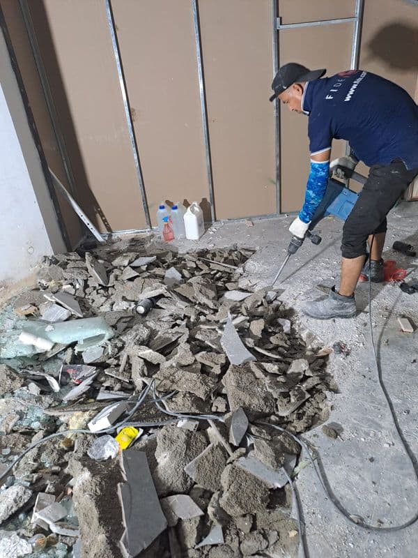 F&B Shop Reinstatement Services for Commercial Property at Eunos - Image 6