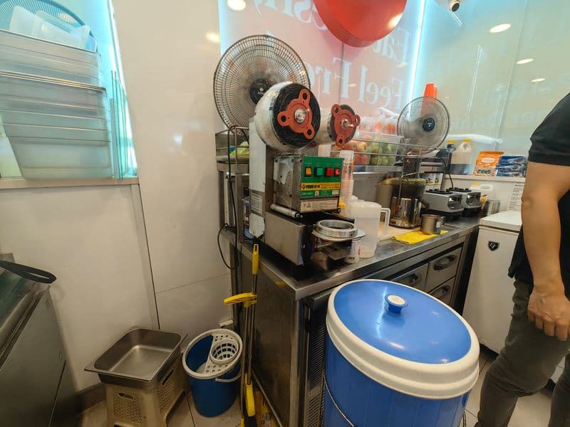 F&B Shop Reinstatement Services for Commercial Property at Thomson Road - Image 9