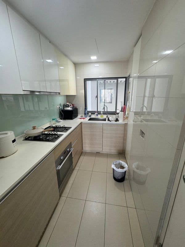 Built-in Carpentry and Tile Removal for Residential Unit at Serangoon Avenue 3 - Image 3