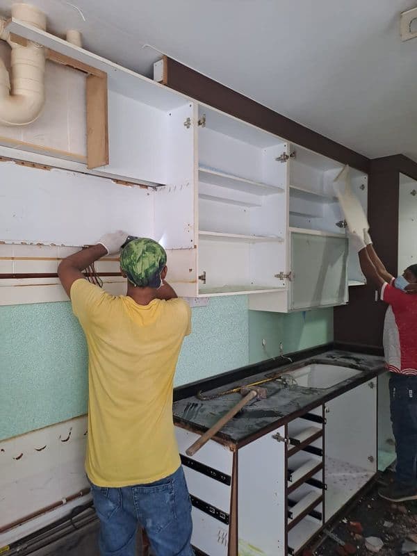 Residential built-in carpentry dismantling Singapore