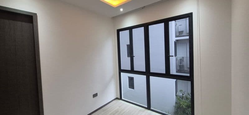 General Dismantling and Painting for Residential Property at Compassvale Bow - Image 7