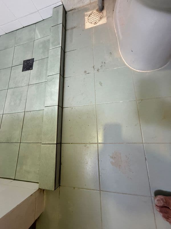 Bathroom Tiles & Bathtub Hacking Services for Residential Property at Sin Ming Road - Image 5