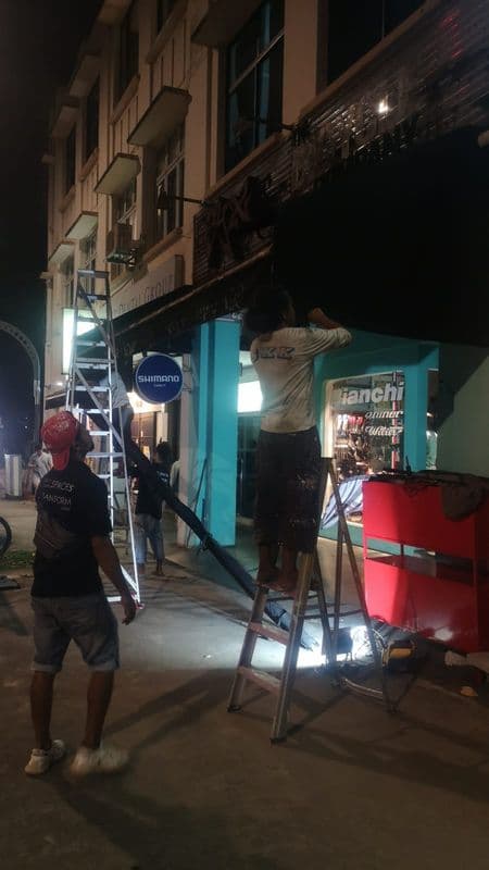 Shop Reinstatement Services for Commercial Property at River Valley - Image 1