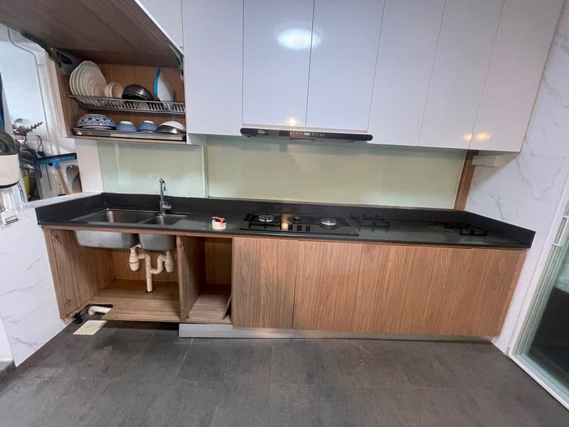 Kitchen Cabinet Glass Removal for Residential HDB at Pasir Ris