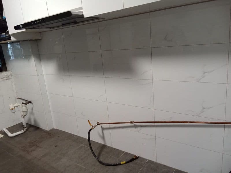 Kitchen Cabinet Glass Removal for Residential HDB at Pasir Ris - Image 6